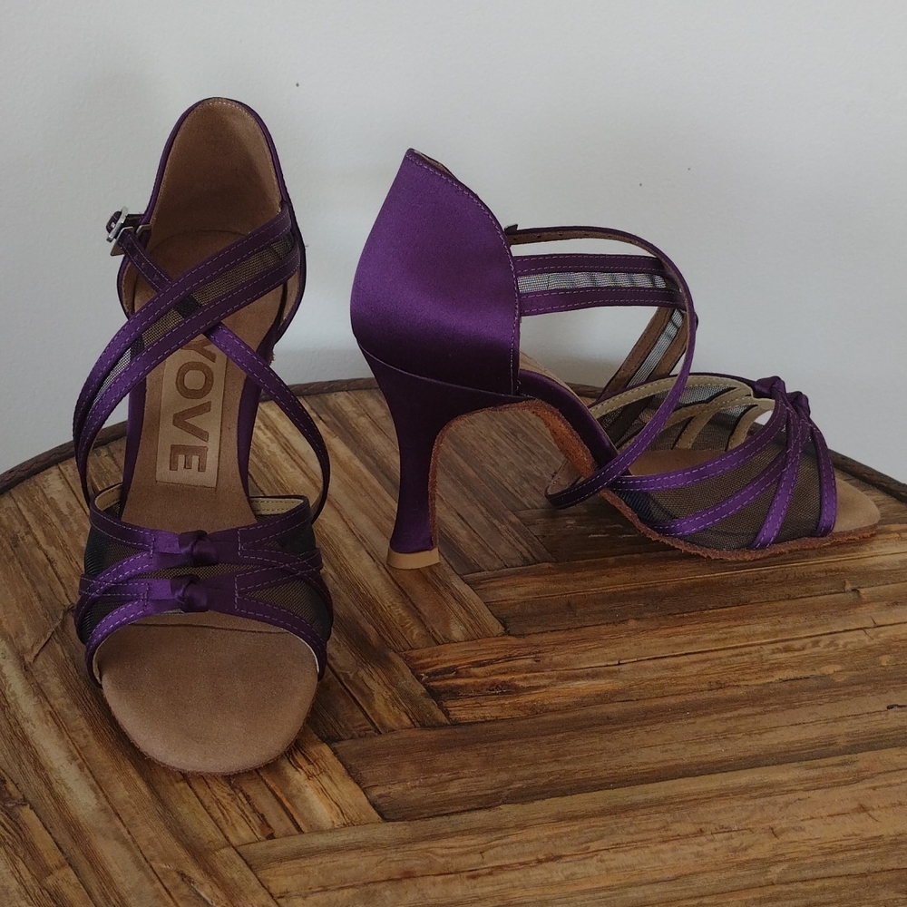 NWOT Salsa dance shoes